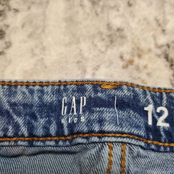GAP Kid's Girl's Blue Jeans distressed Girlfriend fit - Size 12 adjustable waist - Picture 2 of 12